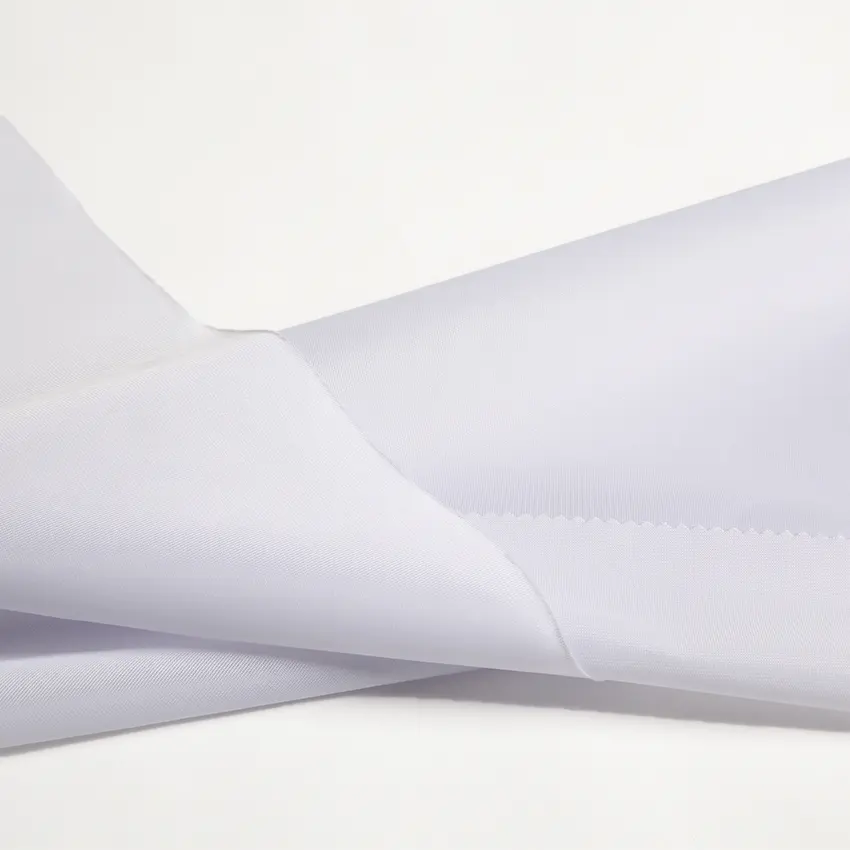 Tissu de bannière de drapeau de plage de vol en gros pour l'impression numérique 68g-130g rouleau de textile de tissu de polyester de sublimation de colorant