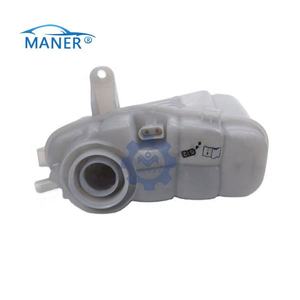 Tanque de Expansión de Refrigerante del Motor 4K0121403 para Sistemas de Refrigeración Automotriz para Audi A6 C8 - Product Image 1