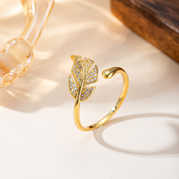 Anillo Abierto Delicado con Hoja Dorada Brillante y Circonitas Redondas, Ajustable, para Uso Diario, Fiestas o como Regalo