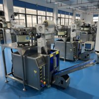 Machine d'emballage et de comptage automatique de dattes Vgopack avec double alimentateur à godets pour le comptage et l'emballage de dattes rouges