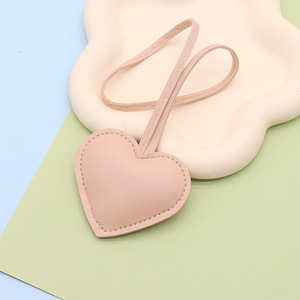 <span class=keywords><strong>Portachiavi</strong></span> a Forma di Cuore in Pelle per Donne e Ragazze, Grazioso Ciondolo a Cuore per Borse, Zaini e Borsette, Accessori di <span class=keywords><strong>Lusso</strong></span> Firmati - Product Image 5