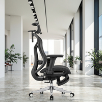 Fauteuil de bureau ergonomique de luxe pivotant et inclinable en tissu maillé avec repose-pieds, idéal pour les professionnels et le confort moderne.