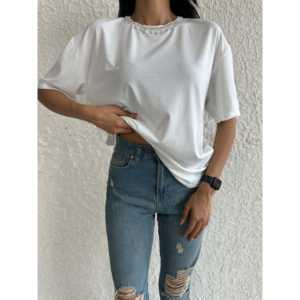 T-shirt de luxe pour femme avec col en strass, jersey 100% coton respirant, manches classiques - Product Image 4