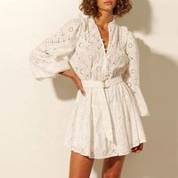 Robe Mini Vintage Femme en Coton Écologique Uni avec Boutons, Manches Longues, Ceinture, Col Montant, Volants et Dentelle, Style Bohème de Luxe, Détails Creux