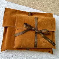 QMS personnalisé imprimé luxe enveloppe velours daim microfibre rabat paquet bijoux cadeau pochette sac en gros