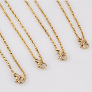 Collana Q693 <span class=keywords><strong>con</strong></span> Iniziale a Cuore in Oro, Placcata in Oro 18K, Delicata Collana Personalizzata <span class=keywords><strong>con</strong></span> Disco a Lettera A-Z, 26 <span class=keywords><strong>Collane</strong></span> <span class=keywords><strong>con</strong></span> Alfabeto - Product Image 5