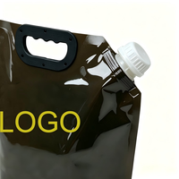 Pochettes souples personnalisées de 5 L avec bec verseur pour emballage de liquides en gros : jus, café, boissons, eau, vin, huile d'olive – Qualité alimentaire, réutilisables, OEM