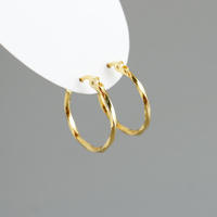 Boucles d'oreilles créoles torsadées en argent S925 plaqué or 18 carats, texture ondulée, style minimaliste, bijoux de fête tendance, vente en gros