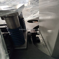 Machine de poinçonnage pneumatique multi-stations 380V pour la fabrication de trous dans les cadres de fenêtres en PVC et en aluminium