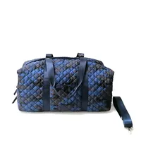Grand sac de voyage léger et moelleux avec bretelles réglables, idéal pour les voyages et les escapades