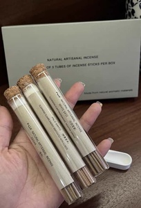 Bâtons d'encens Premium de <span class=keywords><strong>Sauge</strong></span> <span class=keywords><strong>Blanche</strong></span> <span class=keywords><strong>Sauvage</strong></span>, Cèdre et Palo Santo, Lot de 3 Tubes, Naturels, Roulés à la Main, pour Purification Spirituelle et Ambiance d'Automne à Domicile - Product Image 3