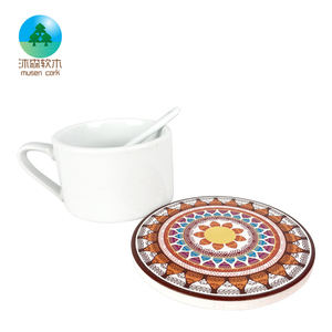 Musen Ensemble de sous-verres classiques <span class=keywords><strong>en</strong></span> pierre légère Mandala avec logo personnalisé Base <span class=keywords><strong>en</strong></span> <span class=keywords><strong>liège</strong></span> absorbant <span class=keywords><strong>en</strong></span> céramique Utilisation de <span class=keywords><strong>table</strong></span> à la maison respectueuse de l'environnement - Product Image 4
