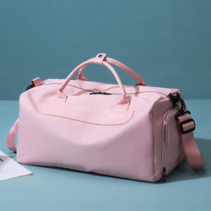 Bolsas de viaje premium ligeras de color rosa, bolsa de gimnasio y natación para mujer - Product Image 1
