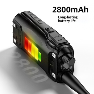 Walkie Talkie de Doble Banda BFUV82, 5W, Largo Alcance 0-5km, Doble Reloj, Doble Transmisión, Auriculares de Radio Bidireccional, 2500-3000mAh, IP25 - Product Image 3