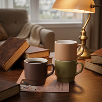 Tasses en céramique empilables personnalisables avec nom, tasses à café gravées sur mesure multicolores mates, tasses à thé en grès personnalisées pour cadeau familial
