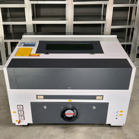 Machine de découpe et gravure laser CO2 de haute qualité 50-100W, refroidie par eau, haute précision pour papier, caoutchouc, MDF, acrylique, bois, et marquage de noms d'animaux de compagnie