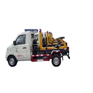 3 Tons Sanitation Waste Collect <strong>Garbage</strong> <strong>Truck</strong> Hook Lift <strong>Garbage</strong> <strong>Truck</strong> - Product Image 1