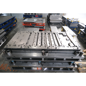 Matrice de <span class=keywords><strong>d</strong></span>écoupe progressive personnalisée en métal fin et tôle, polie, pour <span class=keywords><strong>l</strong></span>'estampage <span class=keywords><strong>d</strong></span>'appareils électroménagers, pour machine à laver - Product Image 1