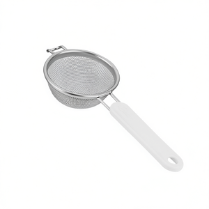 Passoire à thé MetalTex en acier inoxydable à mailles fines avec poignée pour infuser et filtrer - Product Image 2