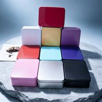 Boîte en fer blanc carrée colorée en gros avec logo personnalisé, boîte métallique avec couvercle pour bijoux, collations, cadeaux et emballage de rangement
