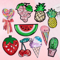 Glitter Cartoon Fruit Geborduurde Twill Strijk- of Aansteekpatch Druif Aardbei Watermeloen Kers Kledingaccessoires