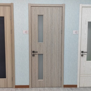 Panel de <span class=keywords><strong>Puerta</strong></span> de <span class=keywords><strong>Madera</strong></span> WPC PVC Multicolor de Diseño Moderno y Elegante Belsonwpc con Vidrio para Baño, Suministrado por Huangshan - Product Image 1