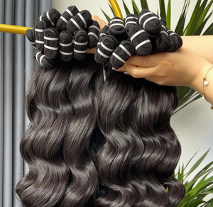 Lots de Cheveux Indiens Vierges Bruts Non Transformés 100% Naturels, Ondulés Profonds, Durables et Intactes - Product Image 5