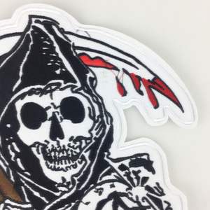 Skeleton Gun Cướp Biển Thời Trang Đáng Sợ Patch Thêu <span class=keywords><strong>Patches</strong></span> Sắt Trên Các Bản Vá Lỗi Cho Quần Áo Dán Đính Vải - Product Image 6