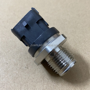 Sensore di Pressione Common Rail per Iniezione Carburante di Alta Qualità 0281002937 Compatibile con <span class=keywords><strong>Ford</strong></span>, MAN, Renault - Product Image 4