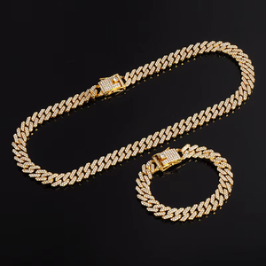 <span class=keywords><strong>ชุด</strong></span>สร้อยคิวบันแบบ Iced Out ทำจากโลหะผสมสังกะสี ขนาด 12 มม. แบบขายส่ง สีทองและสีเงิน สไตล์ฮิปฮอ<span class=keywords><strong>ป</strong></span> สำหรับ<span class=keywords><strong>แร็</strong></span><span class=keywords><strong>ป</strong></span><span class=keywords><strong>เปอร์</strong></span> - Product Image 3