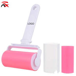 Rouleau anti-peluches adhésif <span class=keywords><strong>lavable</strong></span> en forme de tambour, personnalisable avec logo, <span class=keywords><strong>à</strong></span> prix abordable, avec couvercle anti-poussière pour éliminer les poils des vêtements - Product Image 6