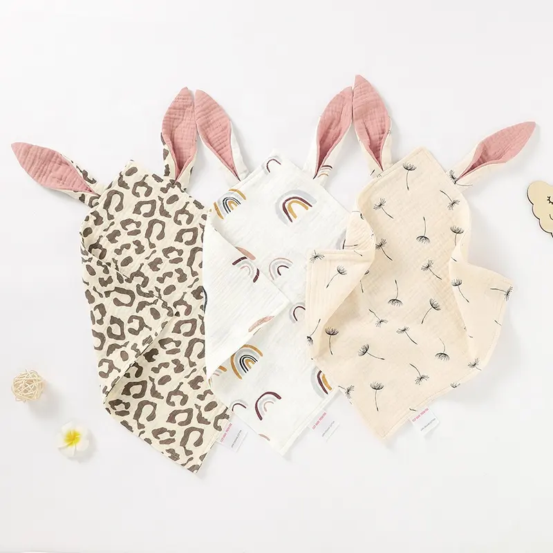 नरम मुद्रित बच्चे Cuddle कपड़ा 100% कपास मलमल चलनेवाली कान बेबी दिलासा