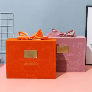 Tùy Chỉnh Logo Trắng Cứng Cứng Trường Hợp Tông Bao Bì Vàng Lá Sang Trọng Nhung Hộp Quà Tặng Với Hai Màu Ribbon - Product Image 2