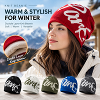 Bonnet d'hiver en tricot double couche avec logo personnalisé, motif jacquard lettres, chaud et tendance pour femme, vente en gros OEM ODM
