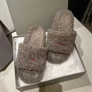 รองเท้าแตะใส่ในบ้านสำหรับฤดูหนาว ขายส่ง แบบ unisex  บุขน สำหรับผู้หญิงและผู้ชาย - Product Image 5