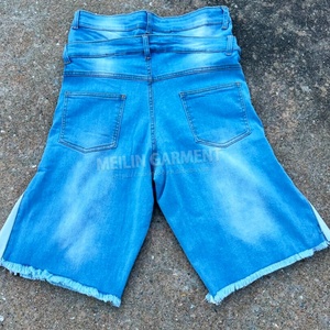 Shorts en jean vintage d'été sur mesure, de haute qualité, style streetwear ample, avec patchs déchirés, denim délavé, double taille - Product Image 4