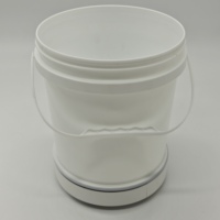 Usine de vente en gros seau de peinture blanc étanche 3L seau cylindrique en plastique avec couvercle avec poignée ajustement ombre à main pour l'émulsion disparaître