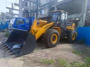 Cargador de ruedas LIUGONG ZL50CN Cargador frontal hidráulico de 5 toneladas Cargador de construcción confiable y duradero - Product Image 3