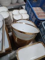 Chaoda Vente en Gros Vaisselle en Céramique Porcelaine Blanc Doré Vendue par Carton par Tonne Modèles Assortis Prix Bas