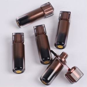 Brillo Labial Transparente de Larga Duración, a Base de Hierbas y Minerales, Mate, Resistente al Agua, No Pegajoso, Fácil de Aplicar, Vegano - Product Image 5