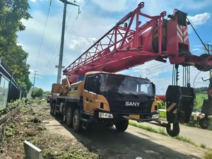 Grúa sobre Camión Sany Usada de 50 Toneladas, Modelo 500E, Equipo de Elevación Móvil con Pluma de 60 m para Proyectos de Construcción - Product Image 2