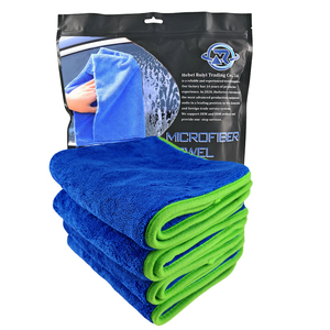 Grande serviette en microfibre pour un séchage efficace de la voiture, super absorbante, sans rayures, sans peluches, en tissu polaire corail - Product Image 1