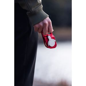 รอกตกปลาแบบมือหมุนสีแดงคุณภาพสูงพร้อมสายเอ็น  ฟังก์ชั่นล็อคด้ามจับเป็นที่ต้องการอย่างมาก - Product Image 1