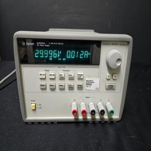 Alimentation électrique Plc E3632a : 0-15v, 7a / 0-30v, 4a (<span class=keywords><strong>5568</strong></span>) pour produit sous garantie - Product Image 1