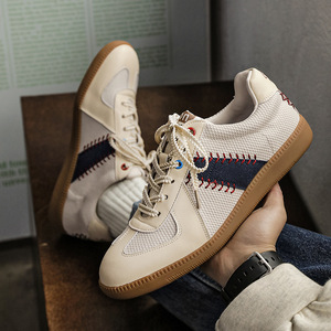 Chaussures de marche décontractées pour hommes, style rétro, basses, type baseball - Product Image 1