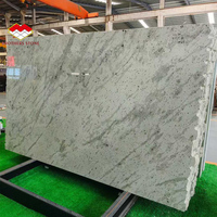 Prix de gros – Dalle de granit blanc du Cachemire indien polie pour comptoirs de cuisine et salle de bain, revêtements de sol de villa