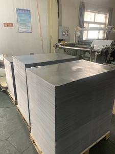 Échantillons gratuits Offre Spéciale prix d'usine 68 gsm finition unie et papier métallisé sous vide finition lin pour étiquette de bière - Product Image 5