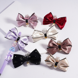 เครื่องประดับมงกุฎเงินประดับมุกและโบว์คริสตัล ลูกปัดอะคริลิคสำหรับงาน DIY เครื่องประดับและปากกา - Product Image 1