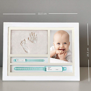 Kit de cadre photo pour empreintes de mains et de pieds de bébé nouveau-né personnalisé - Product Image 2