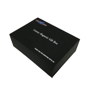 Carton pliable laminé mat de qualité solide Carton Deluxe Noir Transport de cadeaux Boîte d'emballage <span class=keywords><strong>cadeau</strong></span> avec fermeture magnétique - Product Image 4